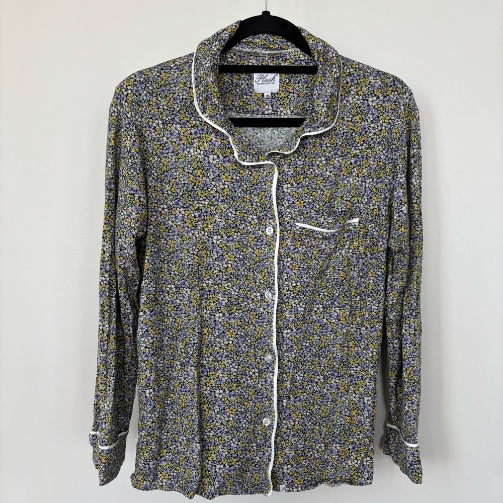 Plush Stay Warm & Stylish‎ Pajama Top Size XS